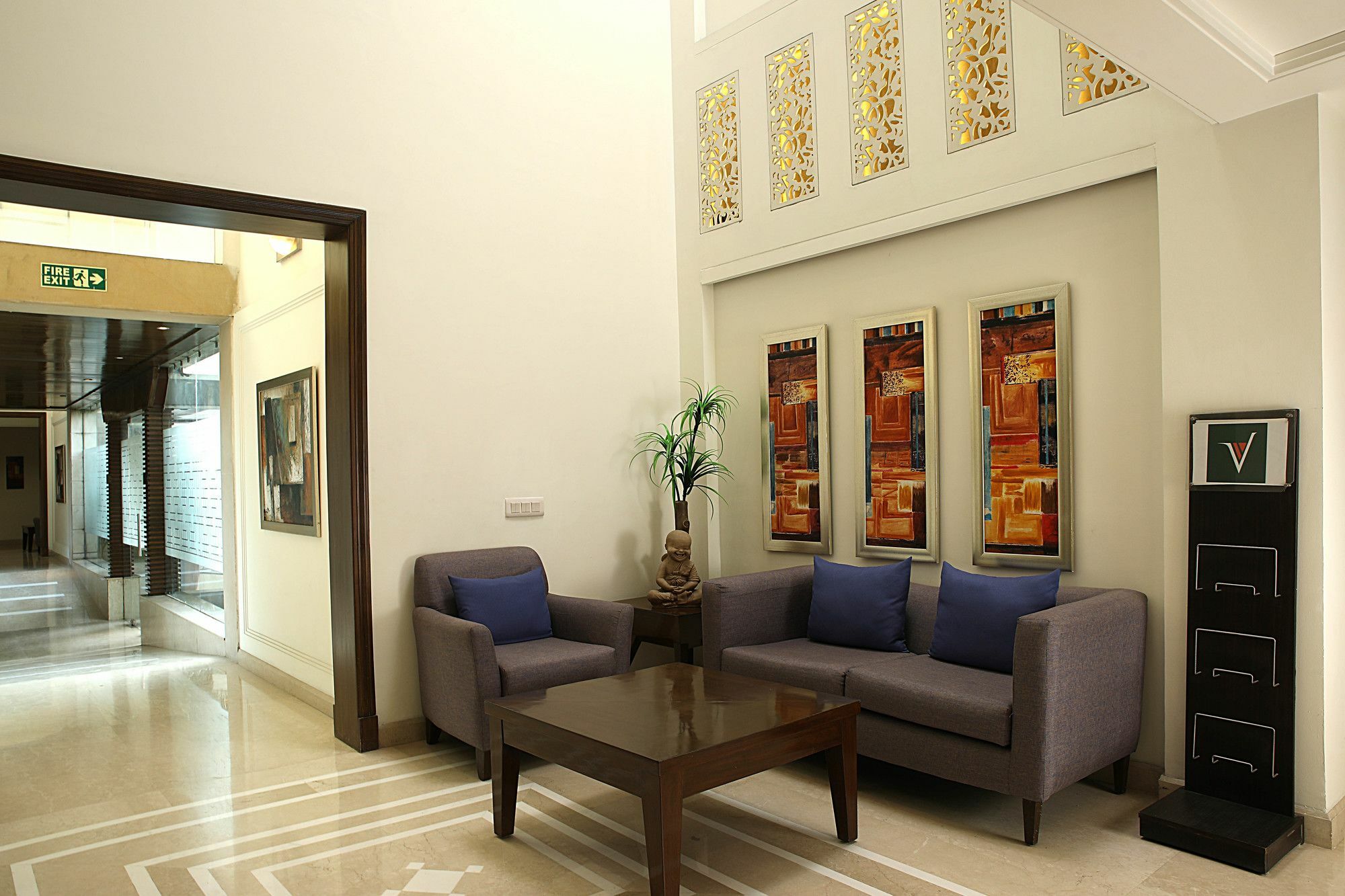 Inde Hotel Signature Tower Гургаон Екстериор снимка